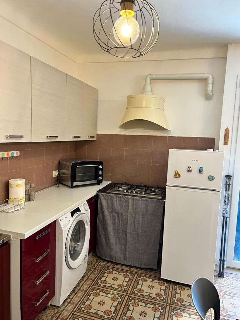 Amira Apartments تراباني الغرفة الصورة